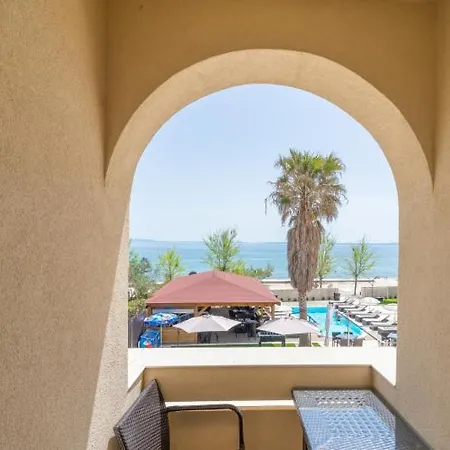 Riviera Apartman Vir
