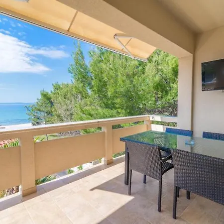 Apartman Riviera Vir