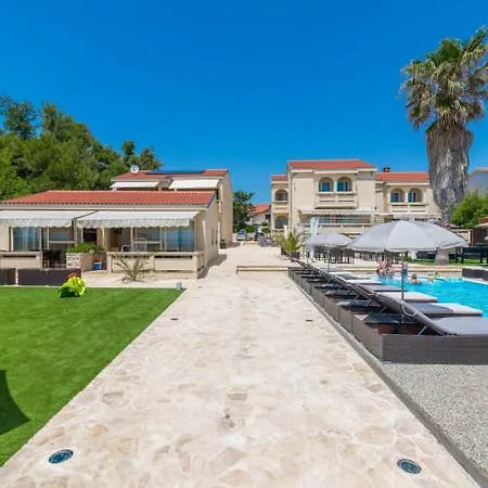 Riviera *