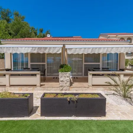 Riviera Apartman