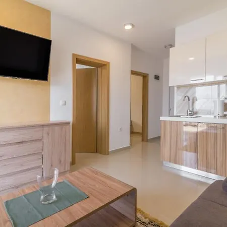 Riviera Apartman